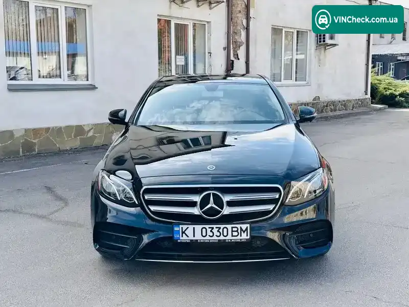 Mercedes-Benz E-Class 2019, фото з оголошення 2 з 21, VIN WDDZF4KB4KA623569