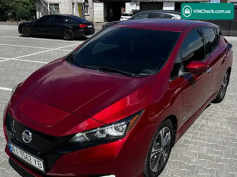 Nissan Leaf 2018, фото з оголошення 2 з 20, VIN 1N4AZ1CP1JC304176