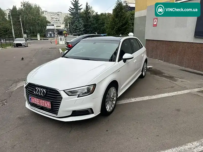 Audi A3 2017, фото з оголошення 2 з 20, VIN WAUUPBFF3HA073046