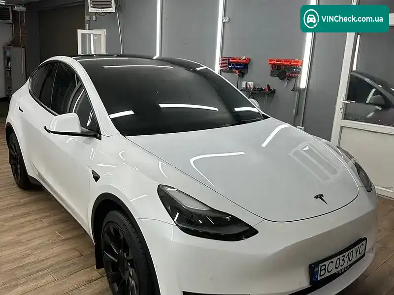 Tesla Model Y 2021, фото з оголошення 2 з 20, VIN 7SAYGDEE9NF344139
