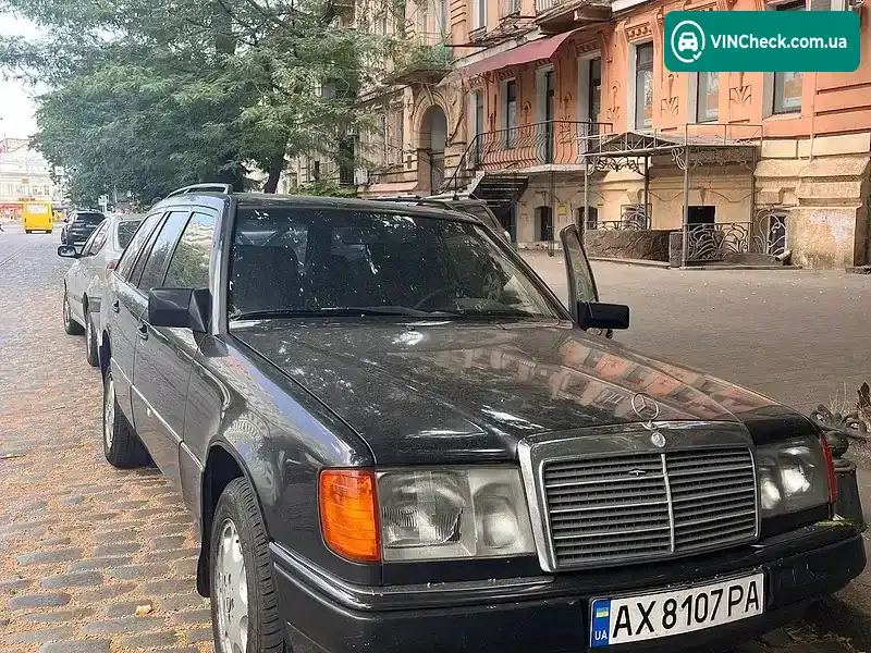 Mercedes-Benz E-Class 1992, фото з оголошення 2 з 8, VIN WDB1240811F232706