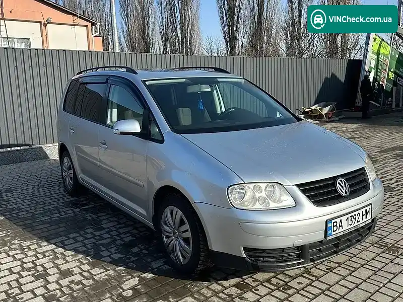 Volkswagen Touran 2004, фото з оголошення 2 з 19, VIN WVGZZZ1TZ5W025363