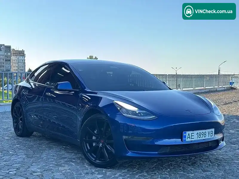 Tesla Model 3 2019, фото з оголошення 2 з 20, VIN 5YJ3E7EB0LF561385