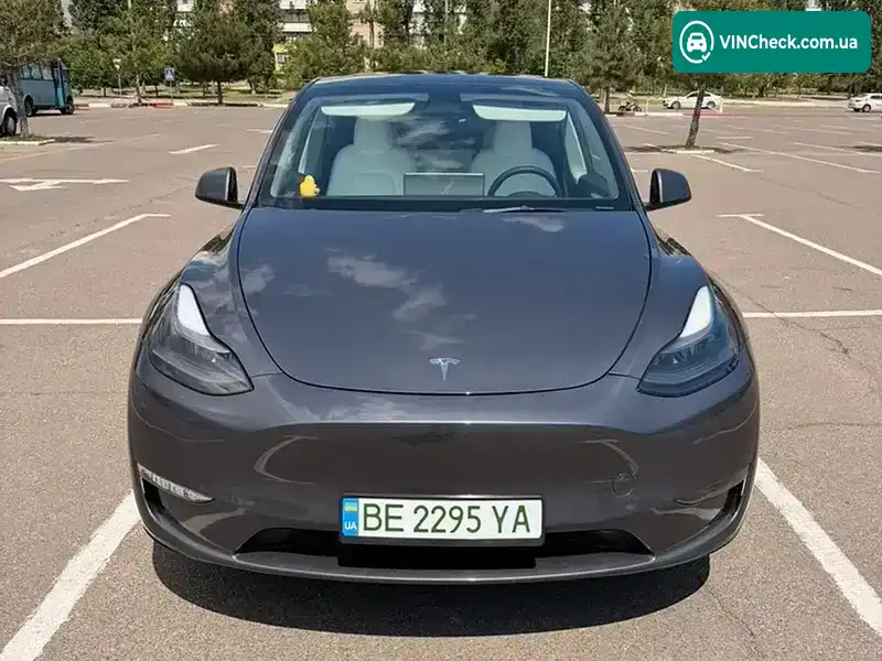 Tesla Model Y 2023, фото з оголошення 1 з 20, VIN 7SAYGDEE9PF774711