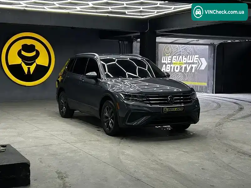 Volkswagen Tiguan 2023, фото з оголошення 1 з 21, VIN 3VV3B7AX2PM116644
