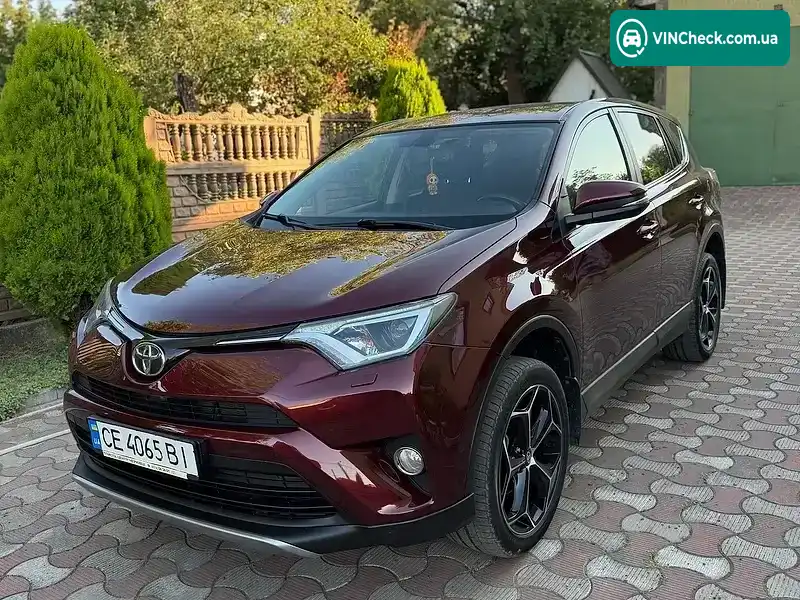 Toyota RAV4 2017, фото з оголошення 1 з 15, VIN JTMRBREV50D088451