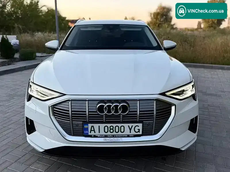 Audi e-tron 2020, фото з оголошення 2 з 20, VIN WAUZZZGE5LB012766