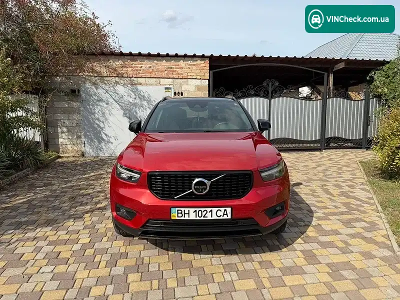 Volvo XC40 2019, фото з оголошення 1 з 20, VIN YV4162XZ6K2007364