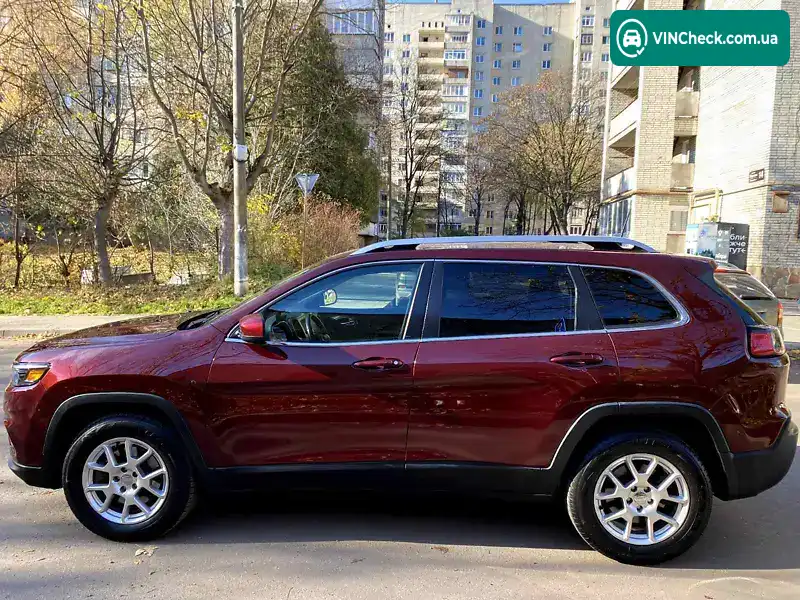 Jeep Cherokee 2018, фото з оголошення 2 з 18, VIN 1C4PJMLBXKD195004