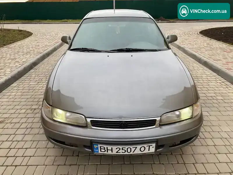 Mazda 626 1993, фото з оголошення 2 з 21, VIN JMZGE14J501190598