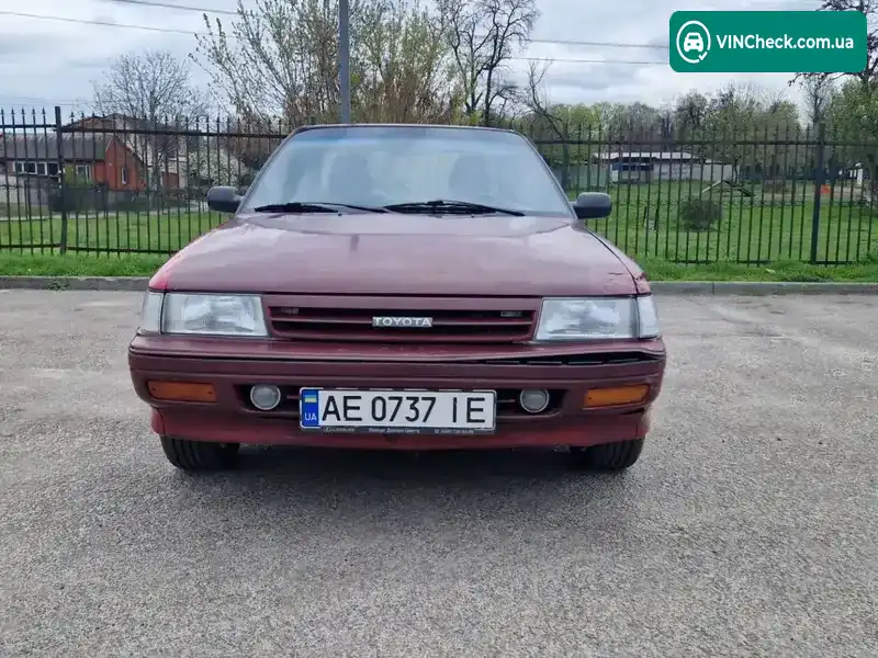 Toyota Carina 1990, фото з оголошення 2 з 21, VIN JT1EAT17100130514