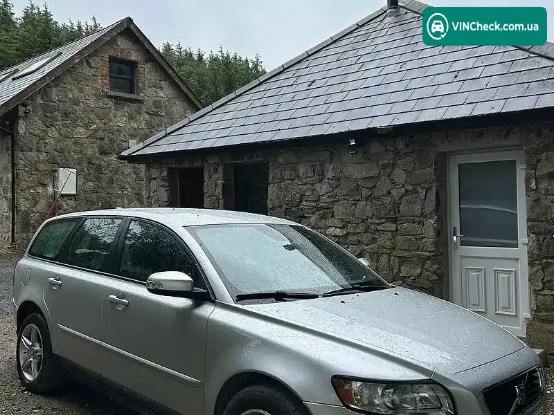 Volvo V50 2007, фото з оголошення 1 з 8, VIN YV1MW755182402472
