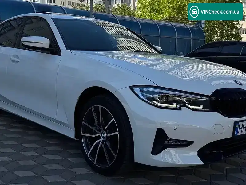 BMW 3 Series 2022, фото з оголошення 2 з 21, VIN 3MW5R7J07N8C67956