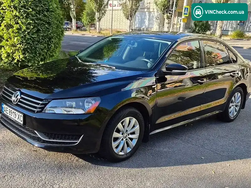 Volkswagen Passat 2014, фото з оголошення 1 з 14, VIN 1VWAT7A35EC068228