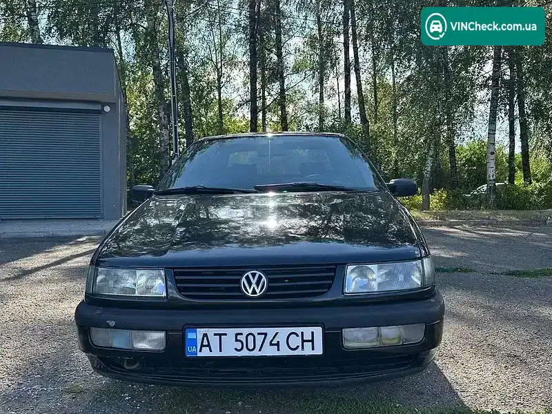 Volkswagen Passat 1994, фото з оголошення 1 з 14, VIN WVWZZZ3AZRE073122