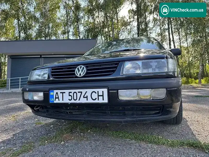 Volkswagen Passat 1994, фото з оголошення 2 з 14, VIN WVWZZZ3AZRE073122