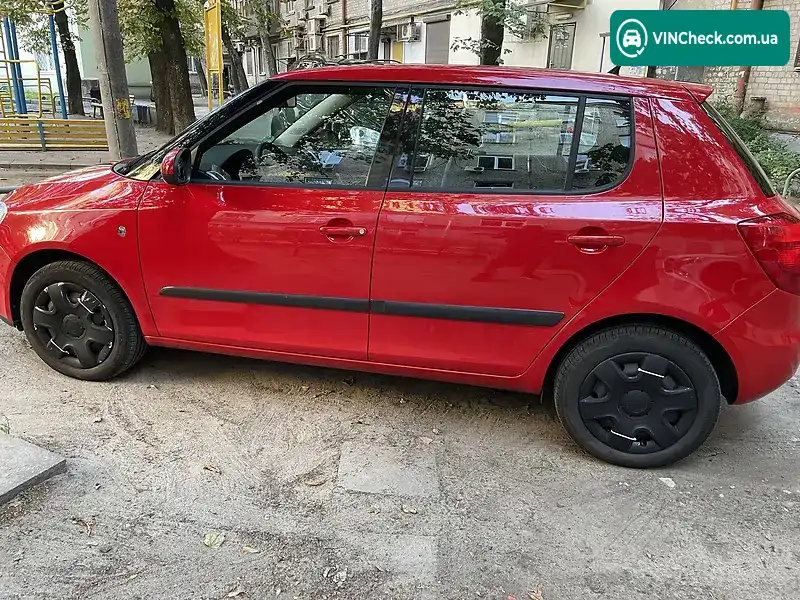 Skoda Fabia 2008, фото з оголошення 2 з 12, VIN TMBBD65J893067684