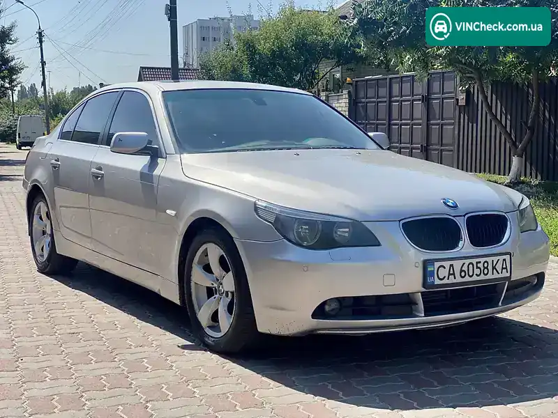 BMW 5 Series 2004, фото з оголошення 2 з 19, VIN WBANC71040B639326