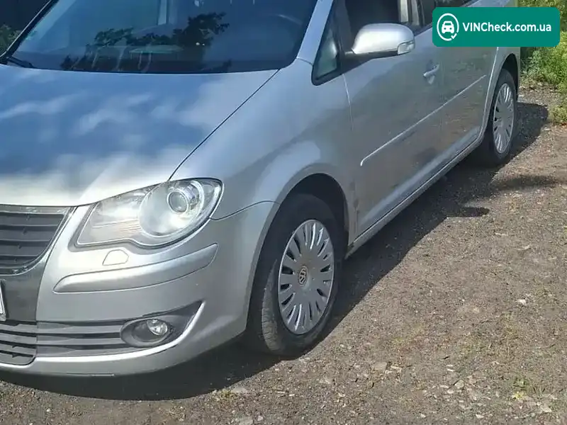Volkswagen Touran 2009, фото з оголошення 2 з 12, VIN WVGZZZ1TZ9W092091