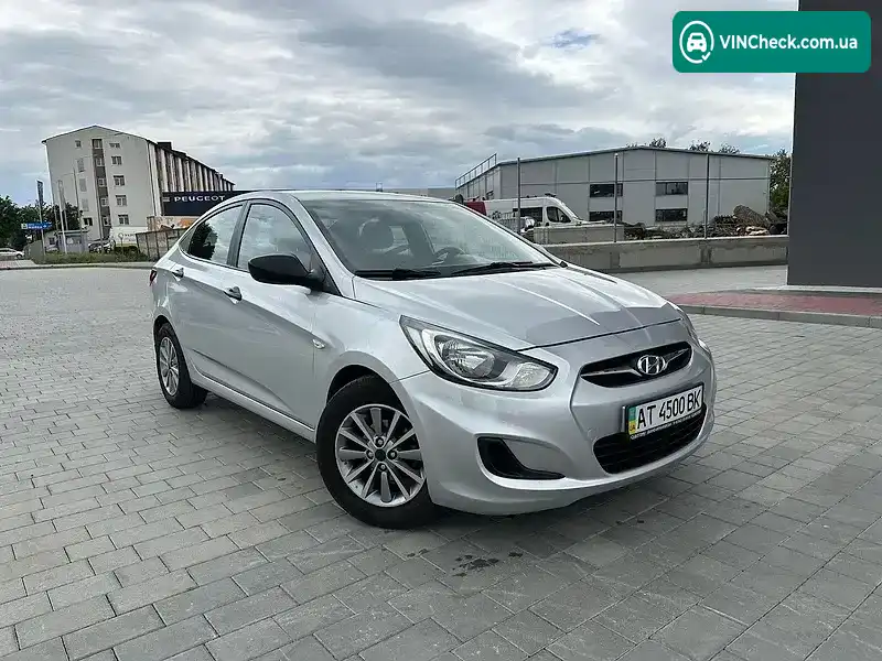 Hyundai Accent 2013, фото з оголошення 2 з 20, VIN Z94CT41CADR203605
