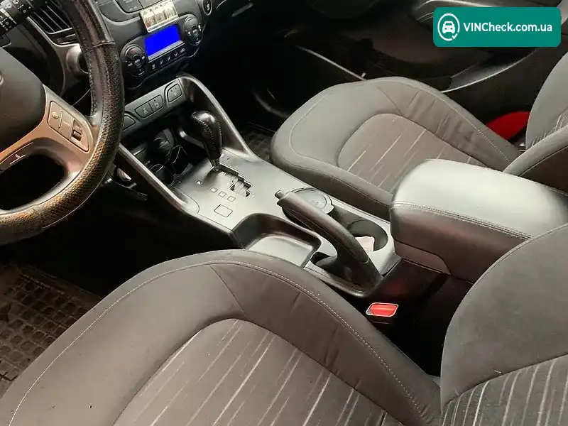 Hyundai ix35 2013, фото з оголошення 2 з 18, VIN TMAJT81EDEJ501766