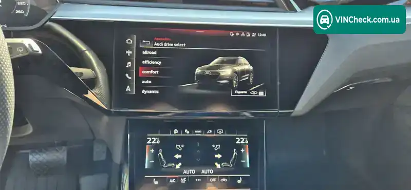 Audi e-tron 2022, фото з оголошення 2 з 21, VIN WAUZZZGE5NB021454