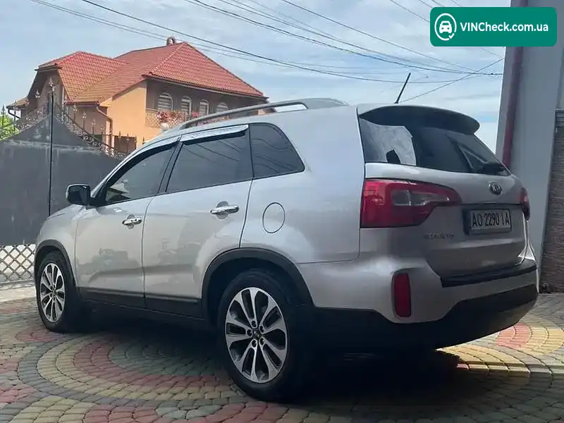 Kia Sorento 2012, фото з оголошення 2 з 14, VIN KNAKW814BDA386847