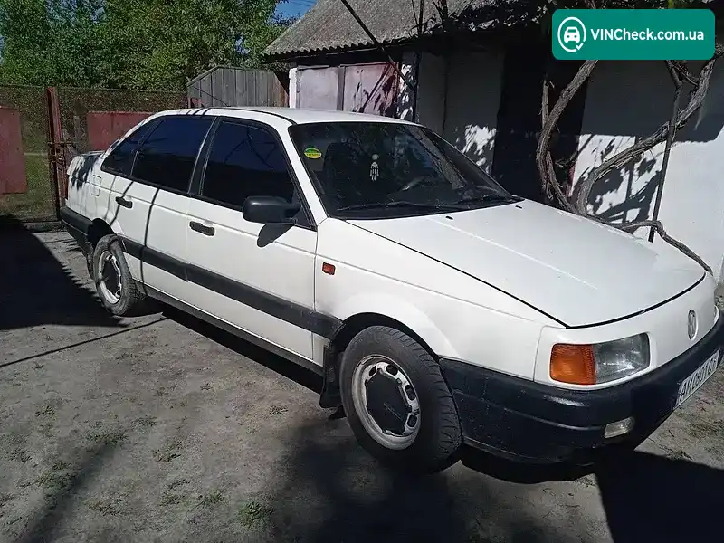 Volkswagen Passat 1993, фото з оголошення 1 з 6, VIN WVWZZZ31ZPE213362