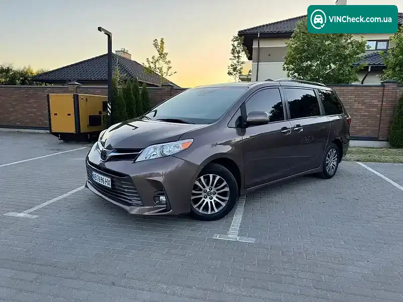 Toyota Sienna 2019, фото з оголошення 2 з 20, VIN 5TDYZ3DC4KS007001