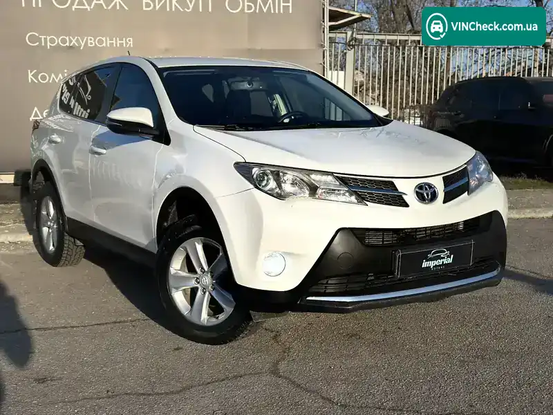 Toyota RAV4 2014, фото з оголошення 1 з 17, VIN JTMDAREV40D044986