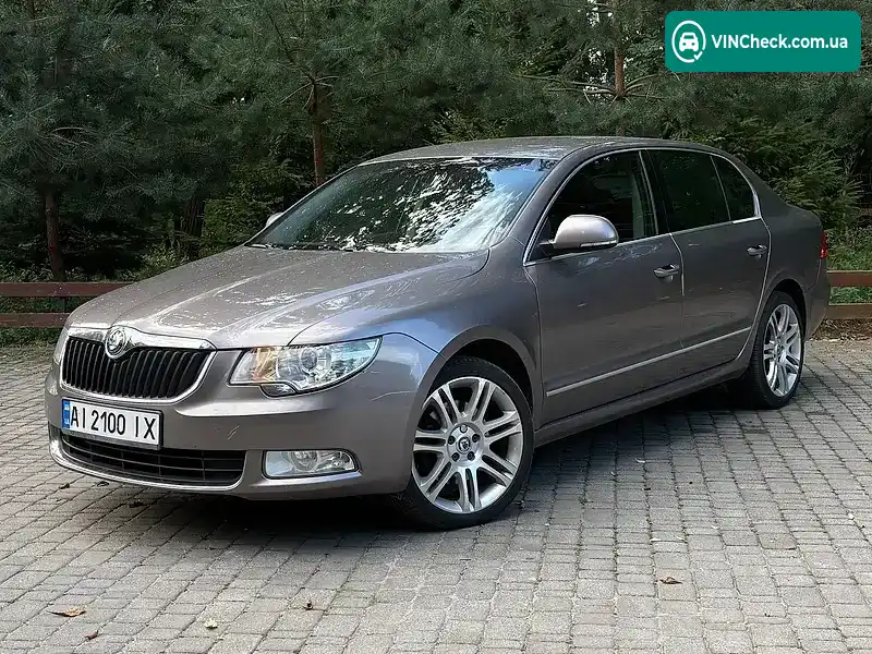 Skoda Superb 2010, фото з оголошення 1 з 20, VIN TMBAE73T7B9014321