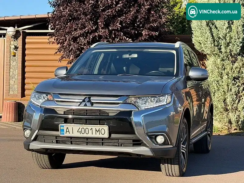 Mitsubishi Outlander 2018, фото з оголошення 2 з 20, VIN JA4AZ3A38JZ042962