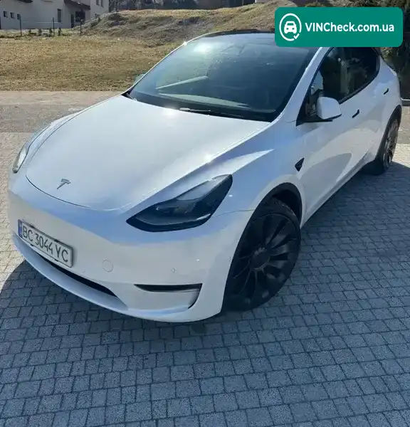 Tesla Model Y 2022, фото з оголошення 2 з 16, VIN 7SAYGDEF9NF554653