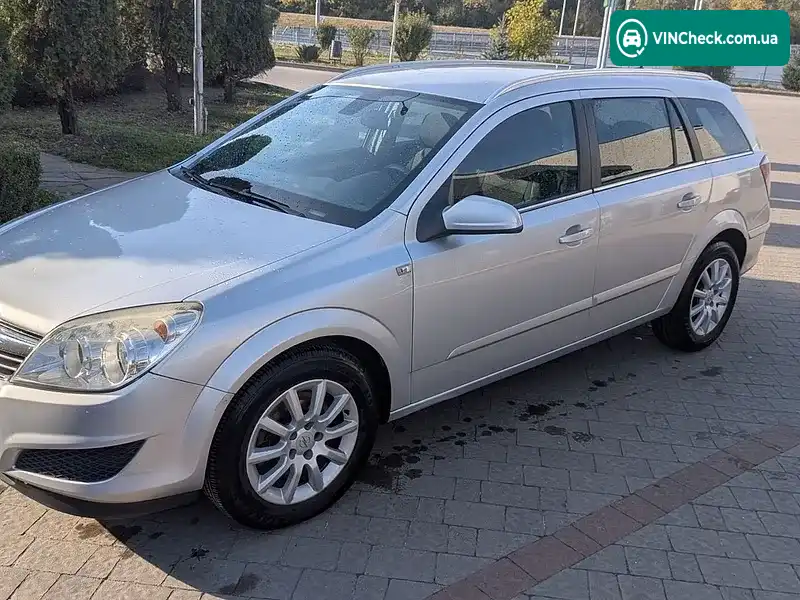 Opel Astra 2008, фото з оголошення 2 з 11, VIN W0L0AHL3582233767