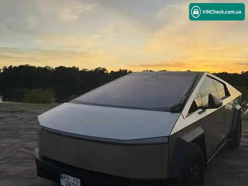 Tesla Cybertruck 2024, фото з оголошення 1 з 14, VIN 7G2CEHEEXRA024834