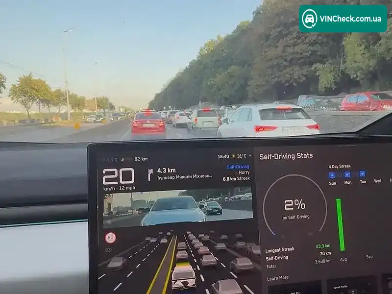 Tesla Cybertruck 2024, фото з оголошення 2 з 14, VIN 7G2CEHEEXRA024834