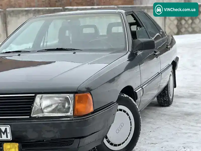 Audi 100 1987, фото з оголошення 2 з 19, VIN WAUZZZ44ZHN034671
