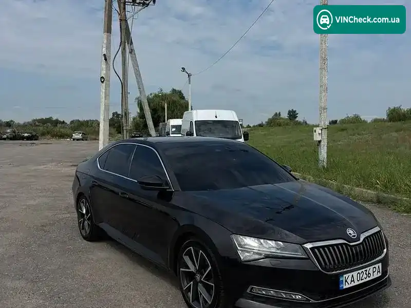 Skoda Superb 2021, фото з оголошення 1 з 17, VIN TMBCR9NP0M7042128