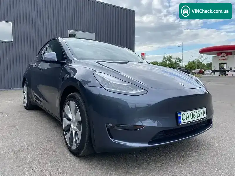Tesla Model Y 2023, фото з оголошення 1 з 12, VIN 7SAYGDEE0PA150826