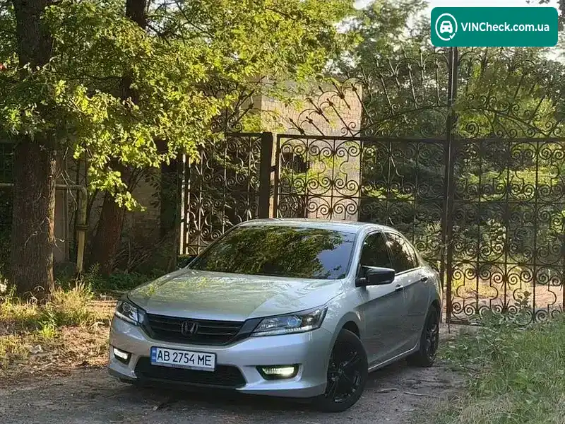 Honda Accord 2014, фото з оголошення 1 з 20, VIN 1HGCR2F33FA029397