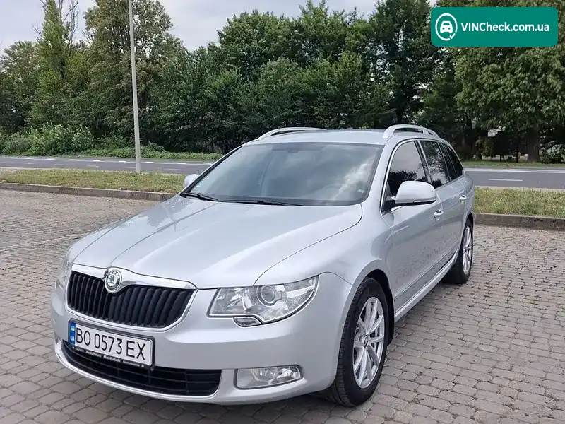 Skoda Superb 2013, фото з оголошення 1 з 16, VIN TMBLE73T5D9050018