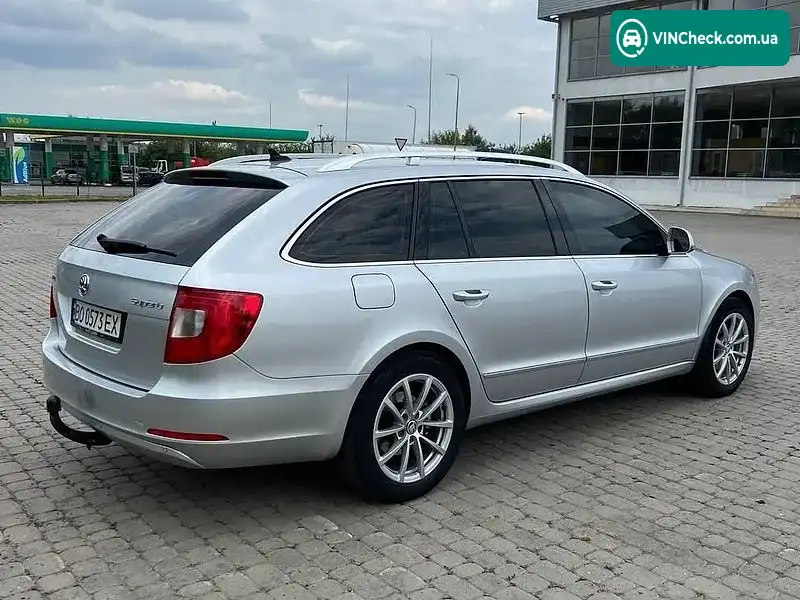 Skoda Superb 2013, фото з оголошення 2 з 16, VIN TMBLE73T5D9050018