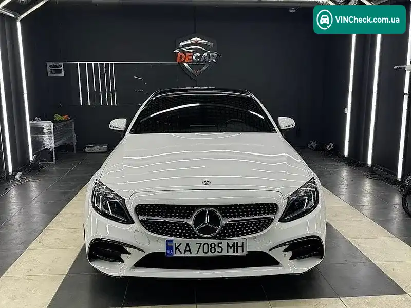 Mercedes-Benz C-Class 2018, фото з оголошення 2 з 18, VIN WDDWJ8DB8KF786413