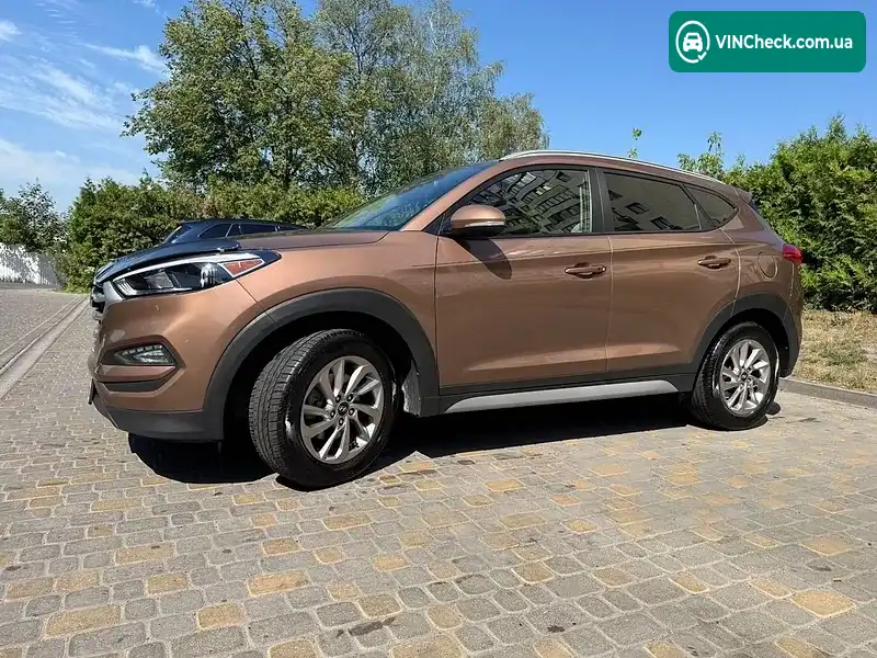 Hyundai Tucson 2017, фото з оголошення 2 з 10, VIN KM8J33A42HU404397