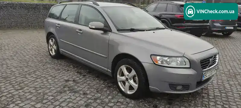 Volvo V50 2008, фото з оголошення 2 з 21, VIN YV1MW765282400893