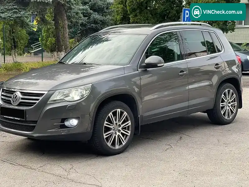 Volkswagen Tiguan 2010, фото з оголошення 2 з 8, VIN WVGZZZ5NZBW001927