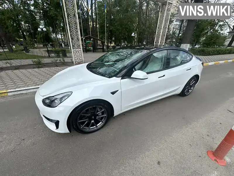 Tesla Model 3 2022, фото з оголошення 2 з 21, VIN 5YJ3E1EB2NF125637