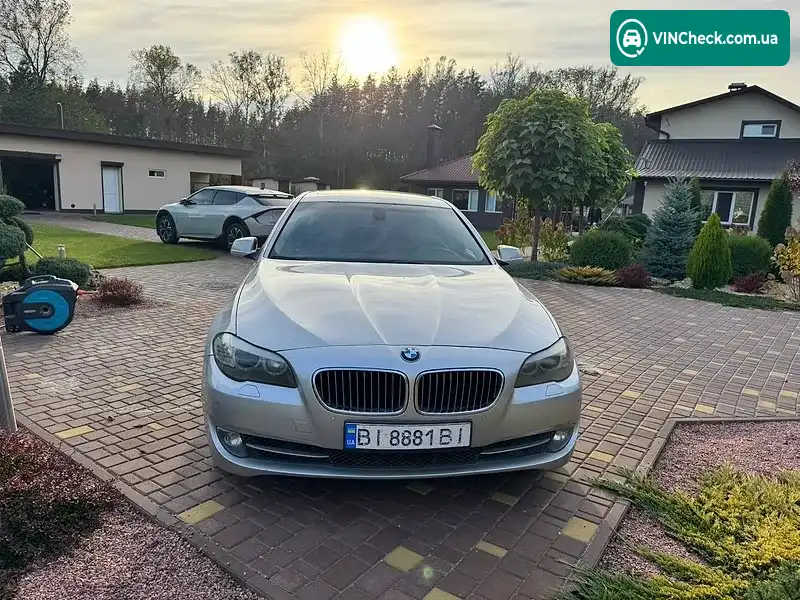 BMW 5 Series 2011, фото з оголошення 1 з 17, VIN WBAFU7C56BC875354