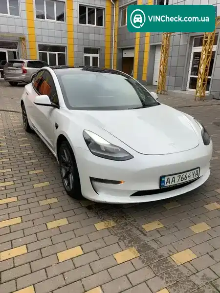 Tesla Model 3 2022, фото з оголошення 1 з 3, VIN 5YJ3E1EBXNF199615