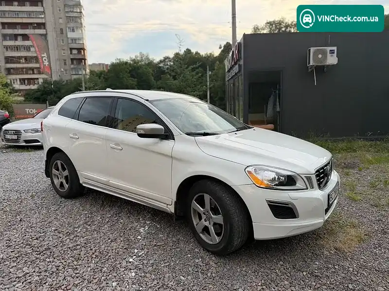 Volvo XC60 2013, фото з оголошення 2 з 11, VIN YV1DZ8256D2435673